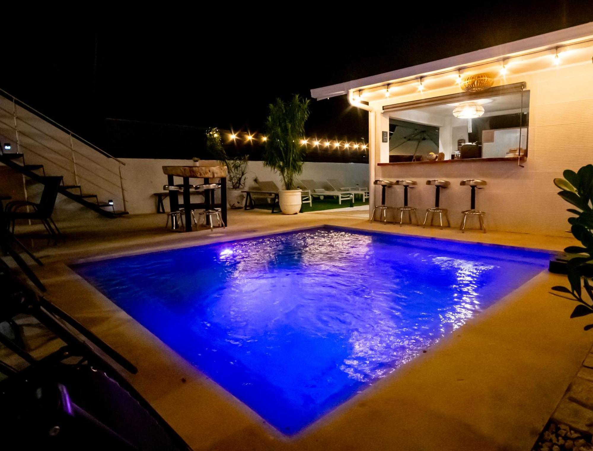 Anika Boutique Suites Coco Exterior foto