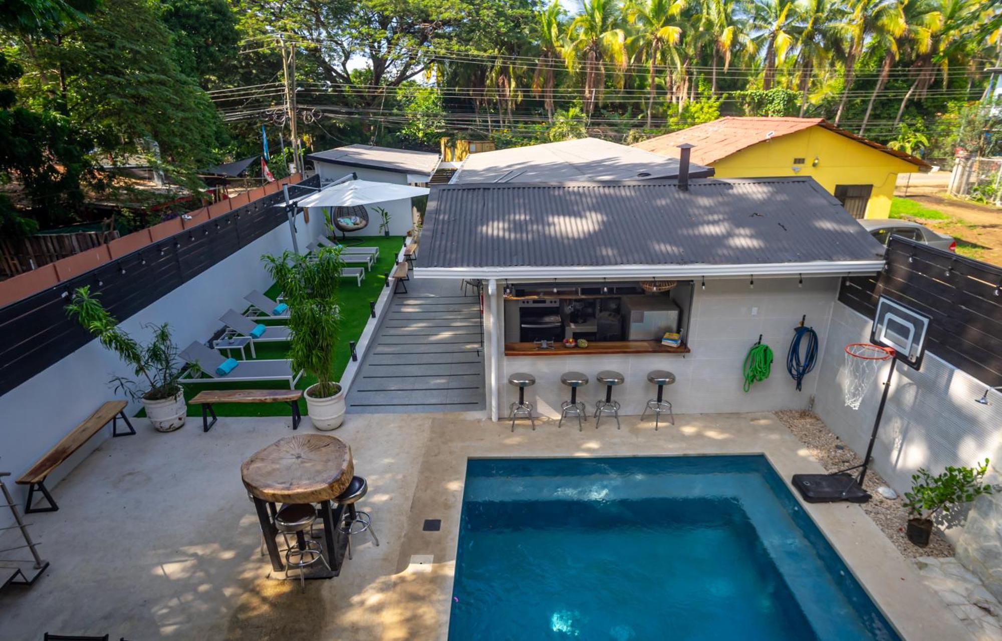 Anika Boutique Suites Coco Exterior foto