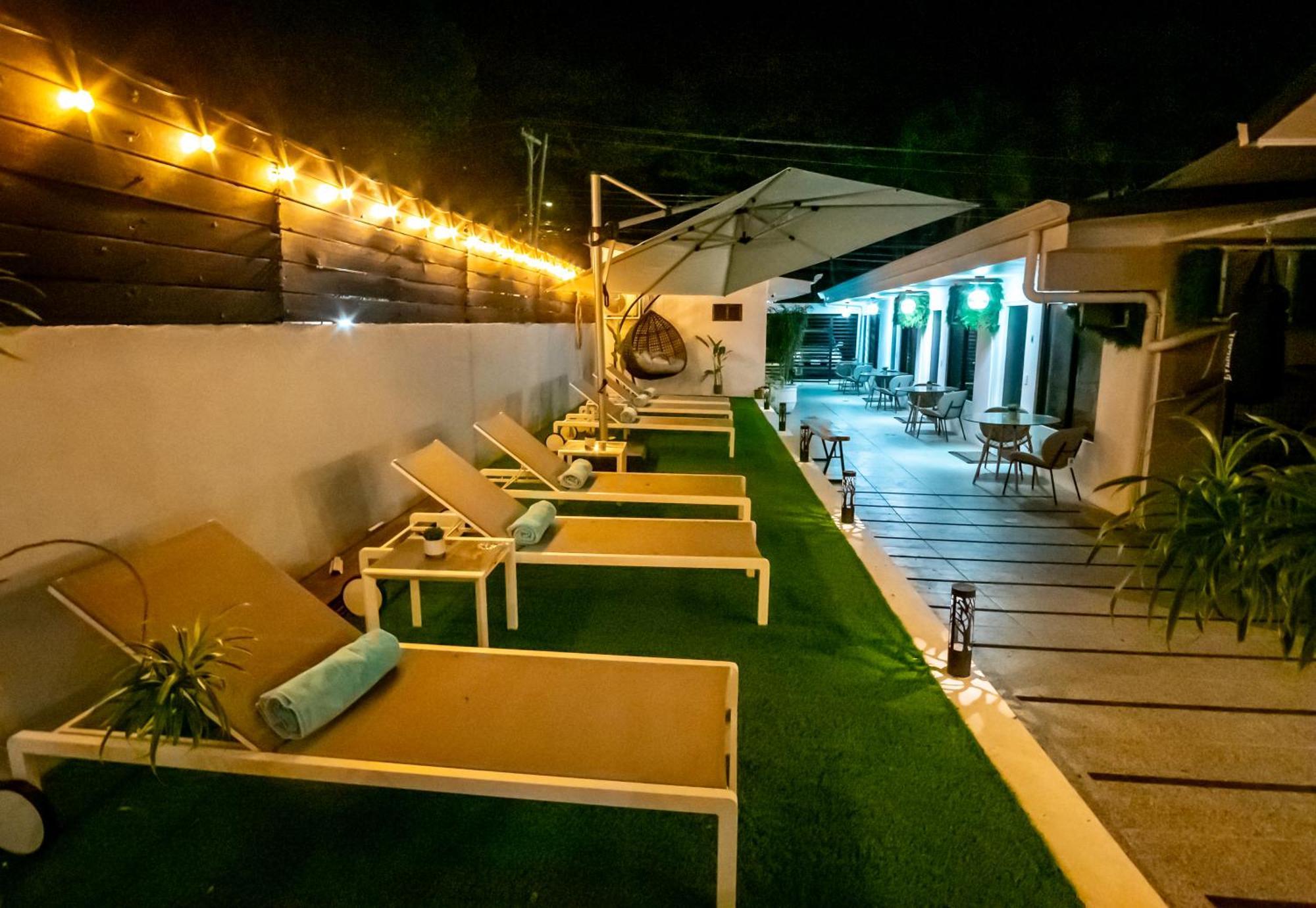 Anika Boutique Suites Coco Exterior foto